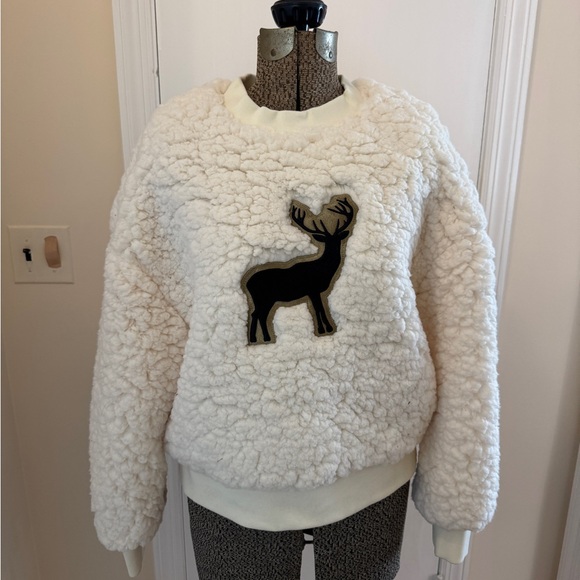 NWT Goldbergh Deer Sherpa Sweater - Picture 2 of 4